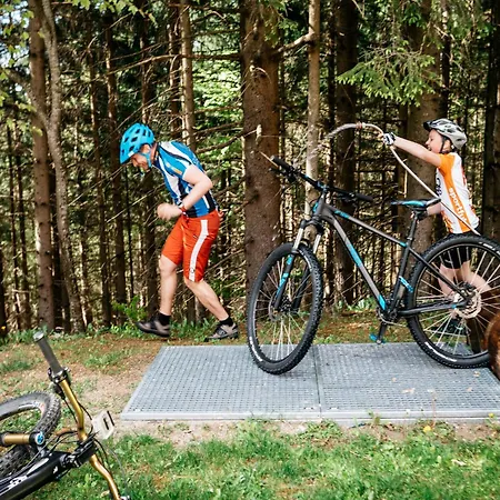 Lush In * Smihel nad Pliberkom